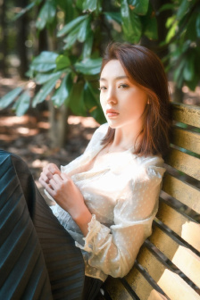 美女祼全身体图片